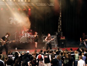 LIVE TRABENDO – ©2007 Akkajou